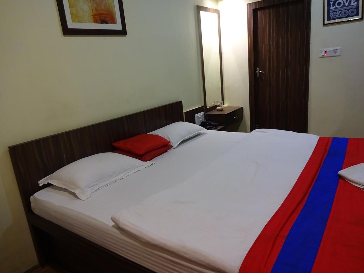 Monovilla Inn Колката Екстериор снимка